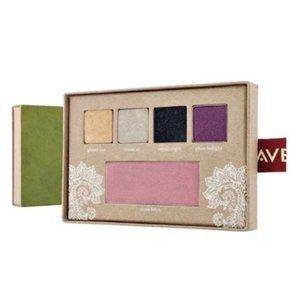 NWT Aveda Himalayan Holiday Eyeshadow + Blush Set